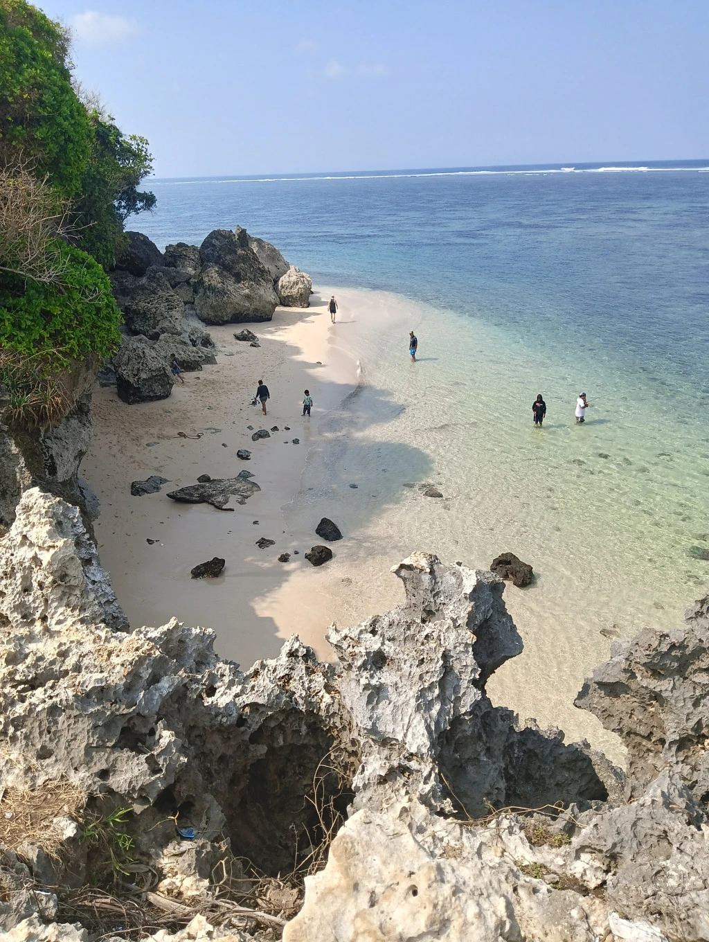 Bota pantai Geger by YC9AGL