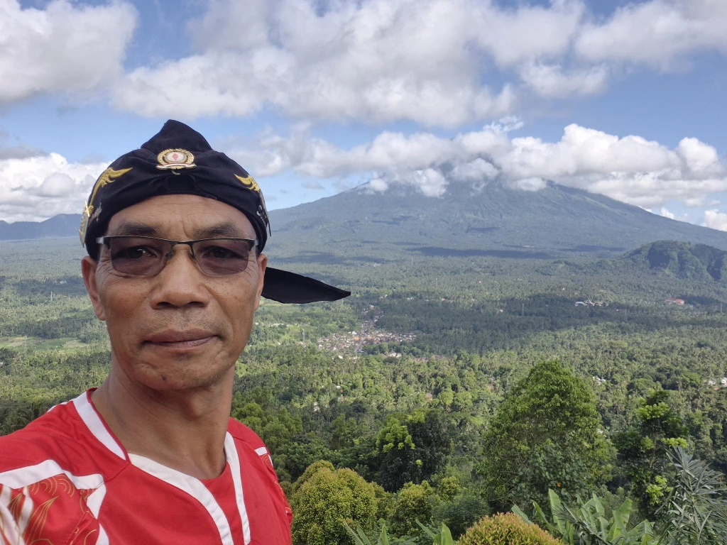 I WAYAN WIDANA